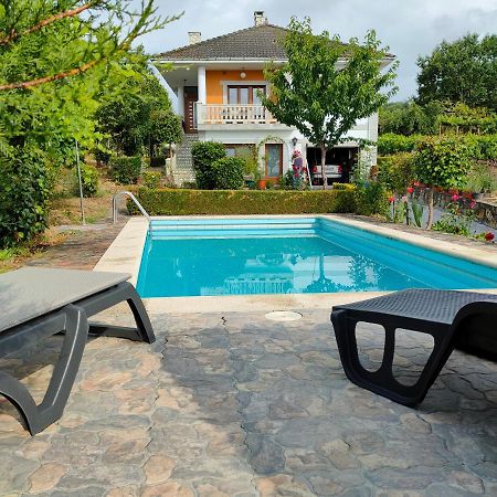Villa Con Piscina En Panton Ribeira Sacra Galicia Ideal Para Familias Eksteriør billede